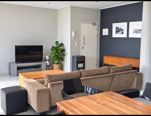 2 BEDROOM APARTMENT FOR SALE IN SEA POINT